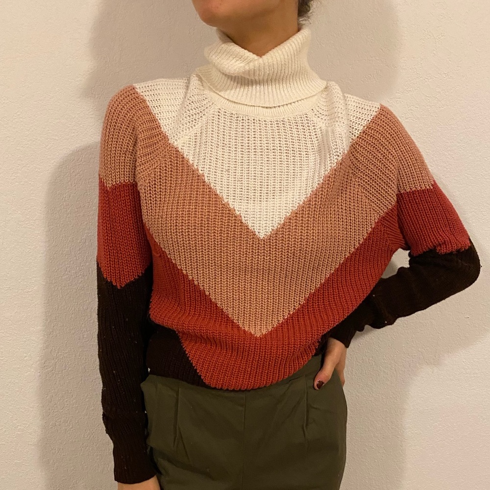 Turtle neck sweater